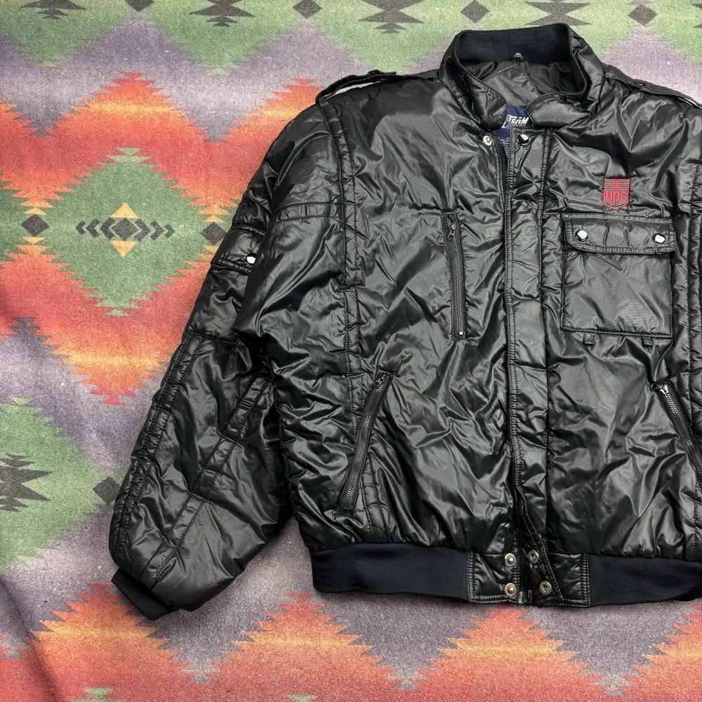 Vintage United Parcel Service UPS Jacket Men's XL Black Puffer Quilted Bomber
